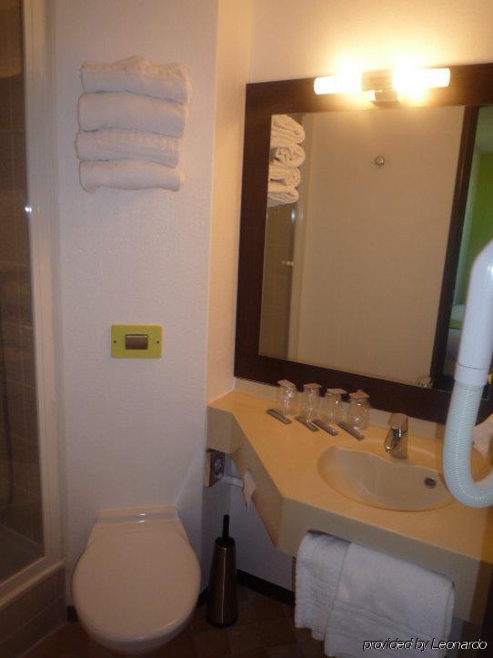 Kyriad Montluçon - Victor Hotel