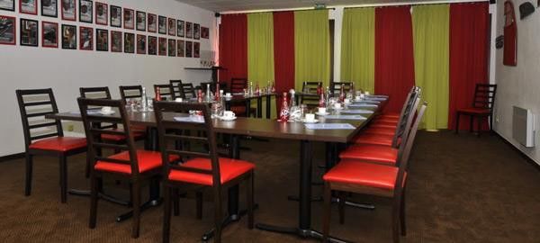 Kyriad Montluçon - Victor Hotel