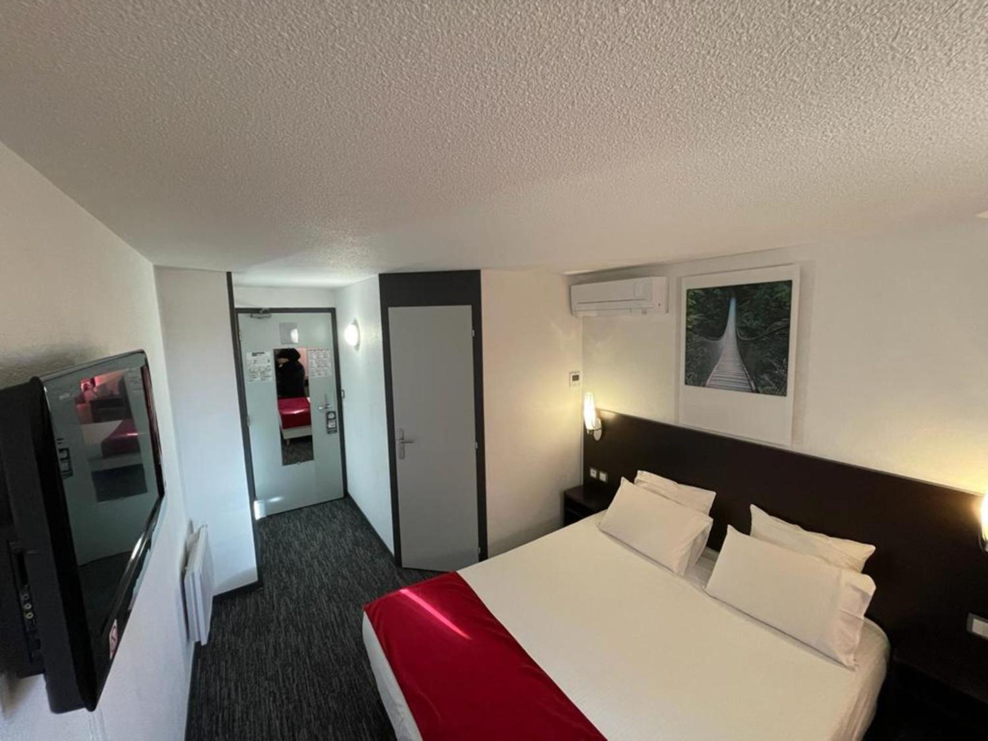 Hotel Kyriad Montlucon - Victor Saint-Victor-des-Oules