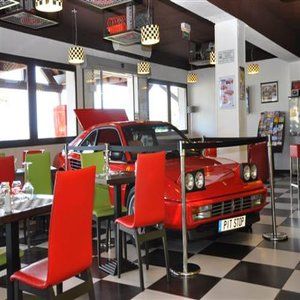 Hotel Kyriad Montlucon - Victor Saint-Victor-des-Oules